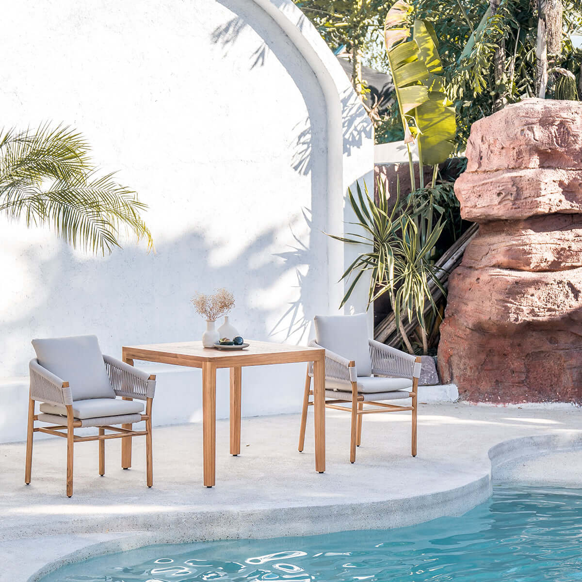 Etimoe Outdoor Dining Chair